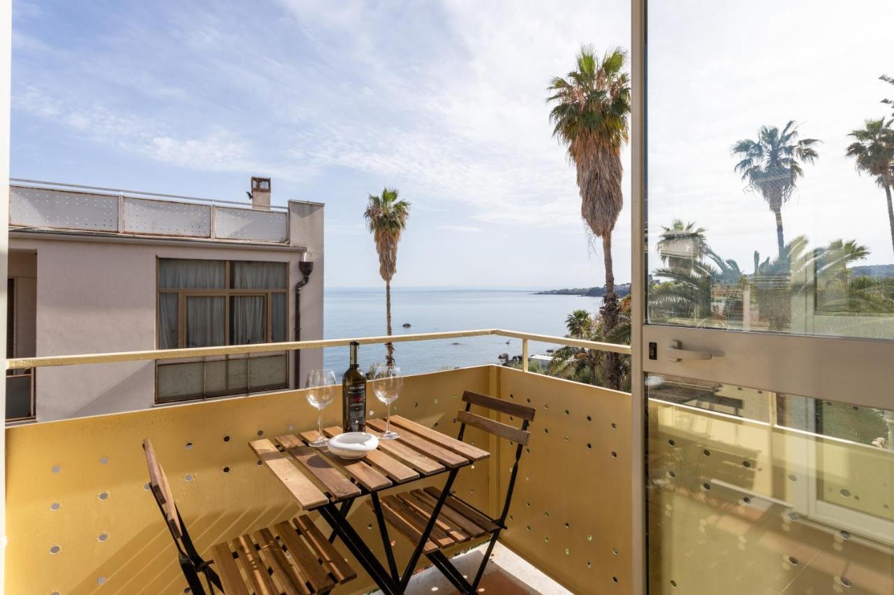 Aci Castello Seaview Apartment With Parking ภายนอก รูปภาพ