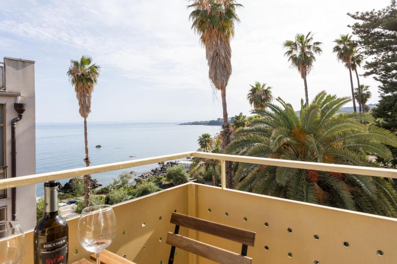 Aci Castello Seaview Apartment With Parking ภายนอก รูปภาพ