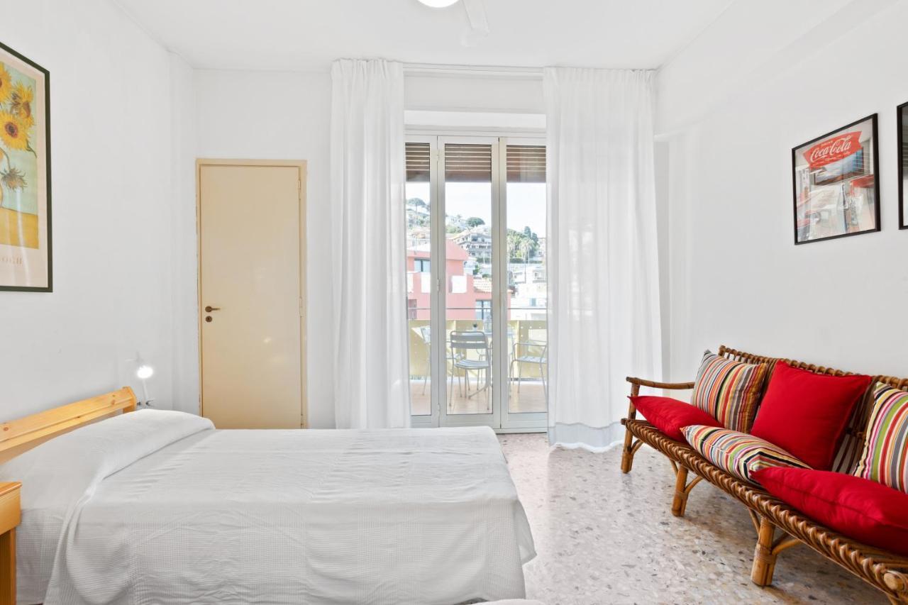 Aci Castello Seaview Apartment With Parking ภายนอก รูปภาพ
